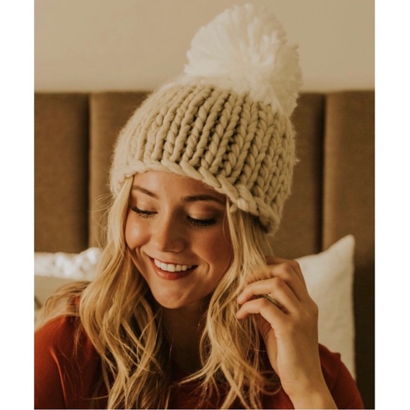 Free People Accessories - Free people Pom Pom beanie